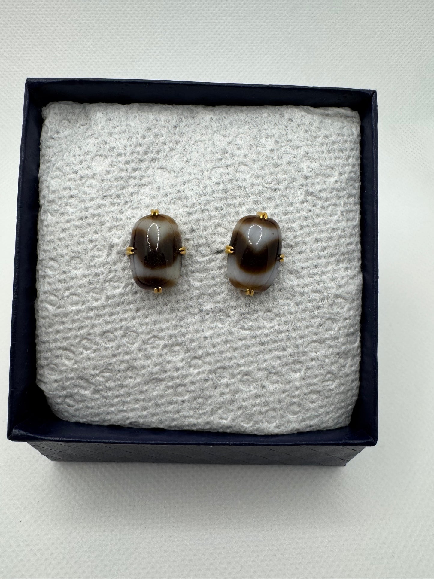 Tiger tooth dzi bead earring