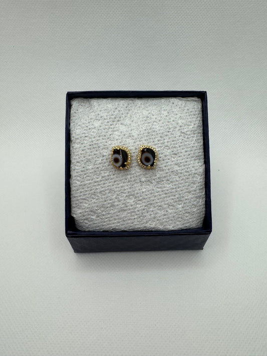 One eye Dzi earring