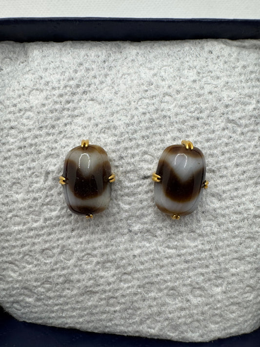 Tiger tooth dzi bead earring