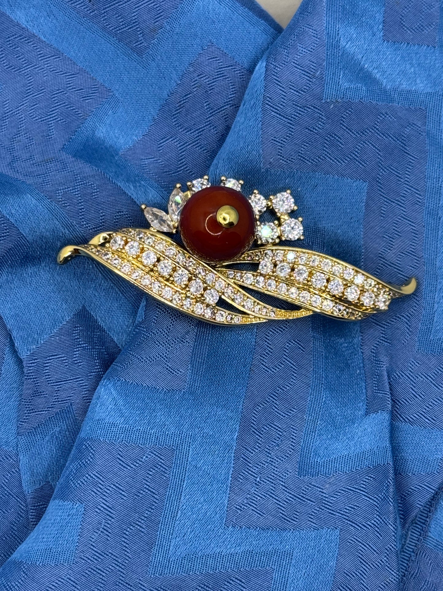 Himalayan -tibetan style brooch