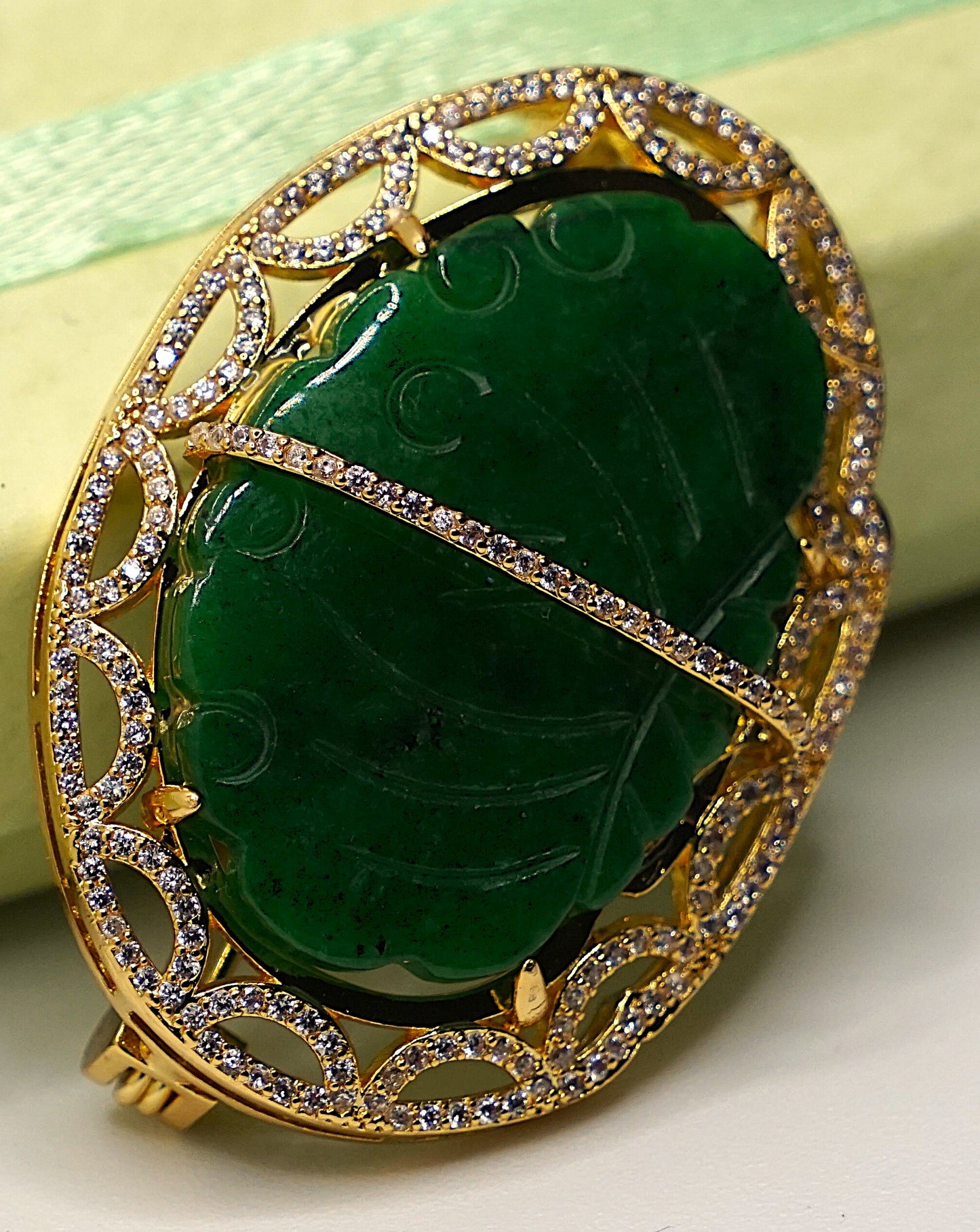 Luxury Jade brooch