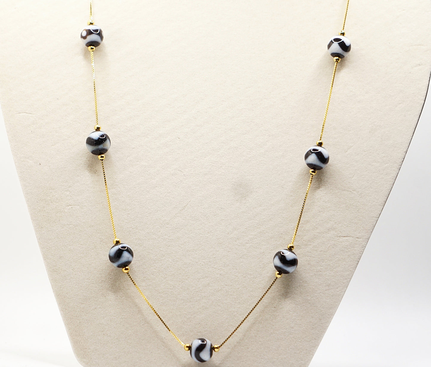 Tiger teeth dzi bead necklace