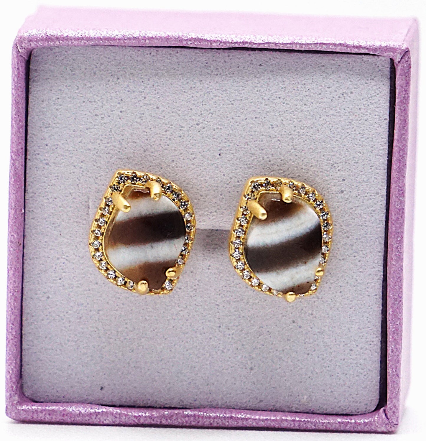 Dzi bead earring