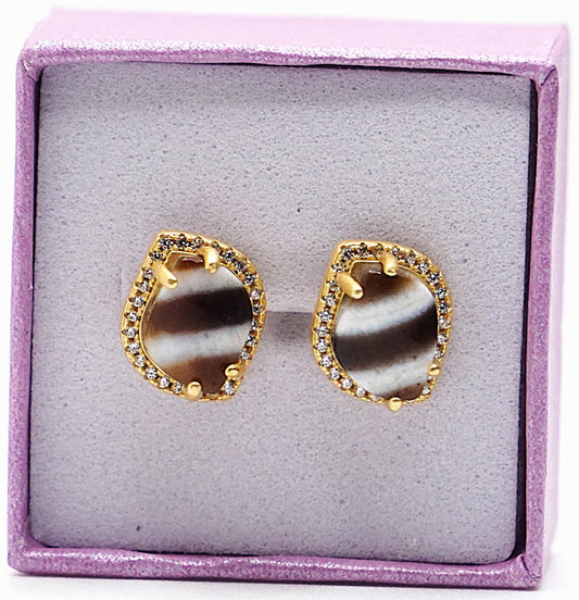 Dzi bead earring