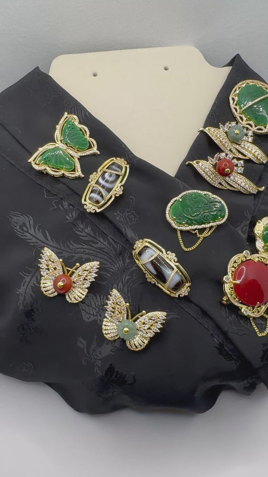 Dzi bead brooch